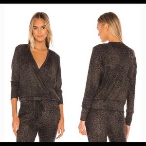 Sz. 1 (SM) Sundry Leopard Print Faux Wrap Pullover